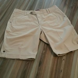 Khaki Bermuda shorts